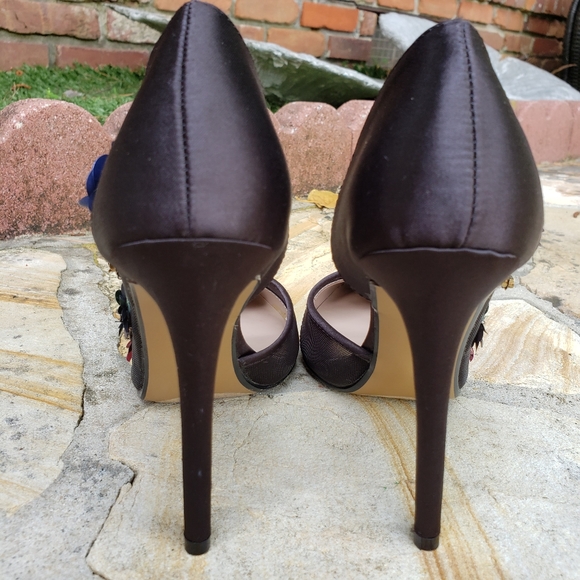 Betsy Johnson Jewel Pump - Picture 13 of 16